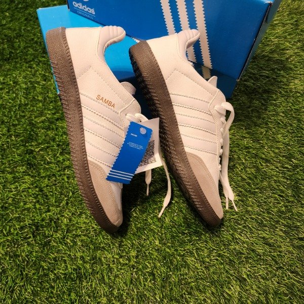 Producto - ZAPATILLAS ADIDAS ZAMBA GRIS