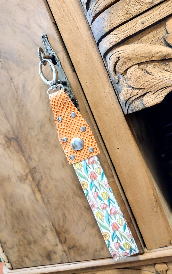 Producto - Llavero TULIPANES