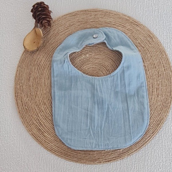 Producto - Babero cuadrado celeste