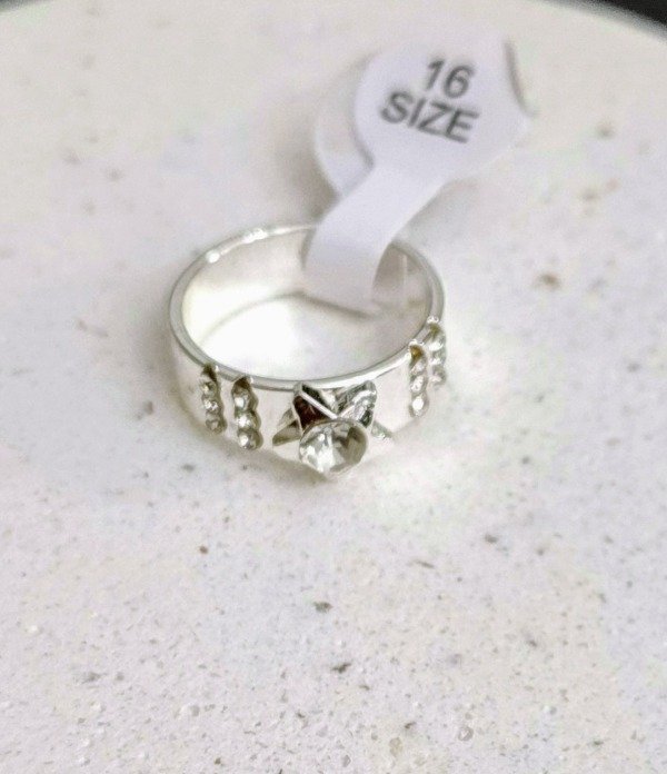 Producto - Anillo Estrella con Cubik Nro 16