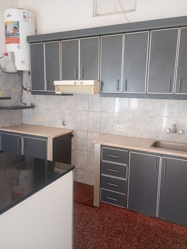 Producto - CASA EN ALQUILER SOBRE CALLE NECOCHEA 136 - 4