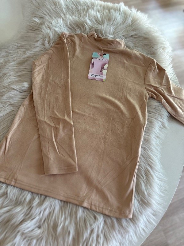 Producto - POLERA TÉRMICA EN NUDE