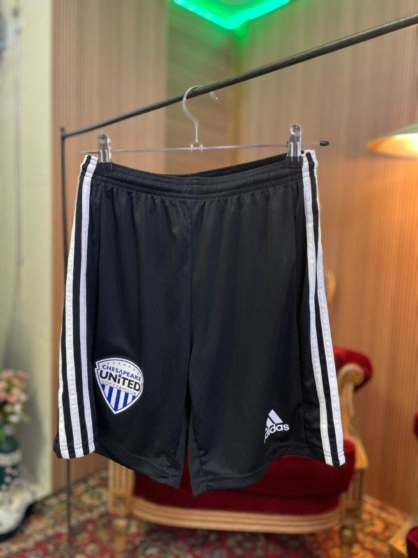Producto - Bermuda Adidas negra T.M