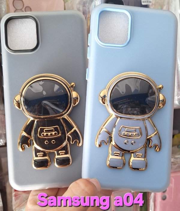 Producto - Fundas astronauta reforzadas con felpa en su interior. Samsung a04