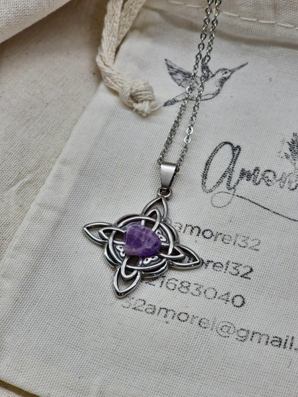 Producto - Collar Nudo de Bruja de acero y Amatista
