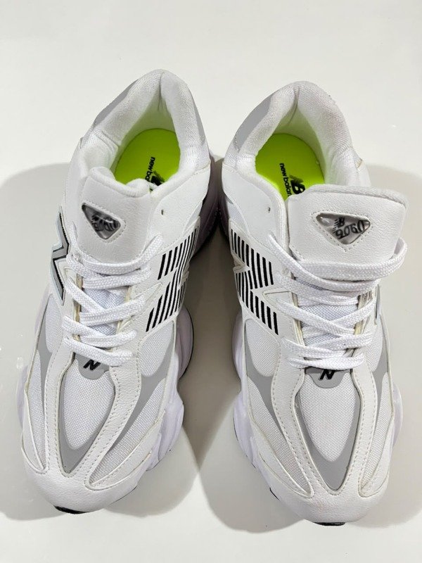 Producto - New Balance Blancas - 2