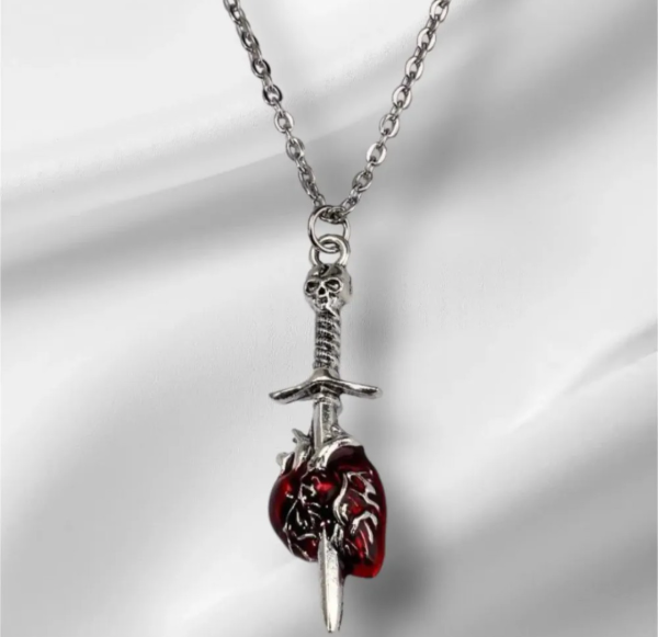 Producto - Collar Heart Death