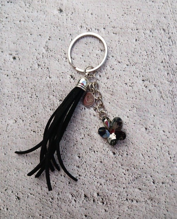 Producto - Llavero mariposa negro