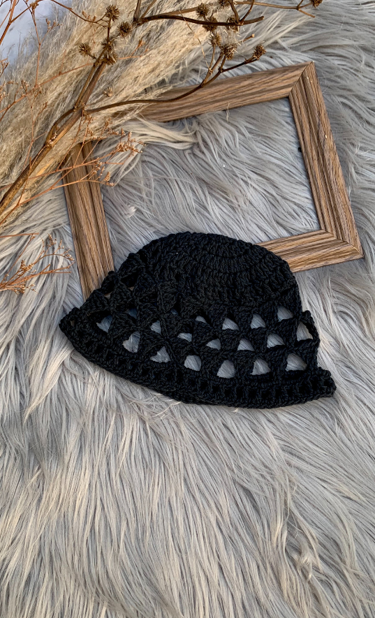 Producto - GORRO CALADO IIII