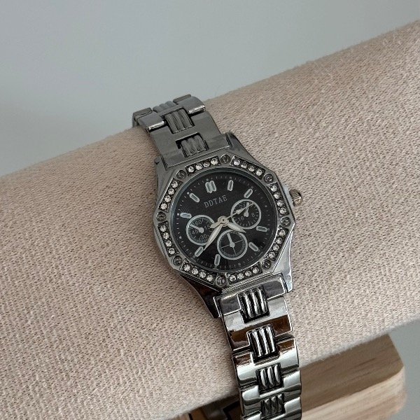 Producto - Reloj analógico eslabones