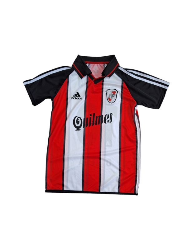Producto - CAMISETA CARP TRICOLOR RETRO 2001