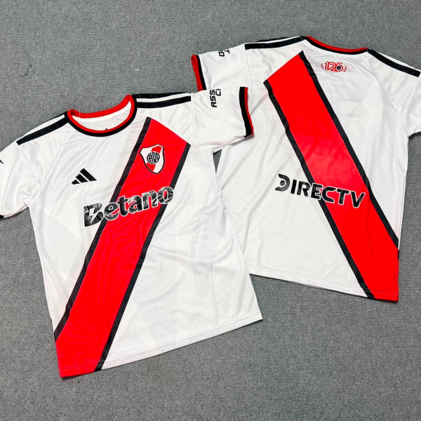 Producto - Camiseta River 2026