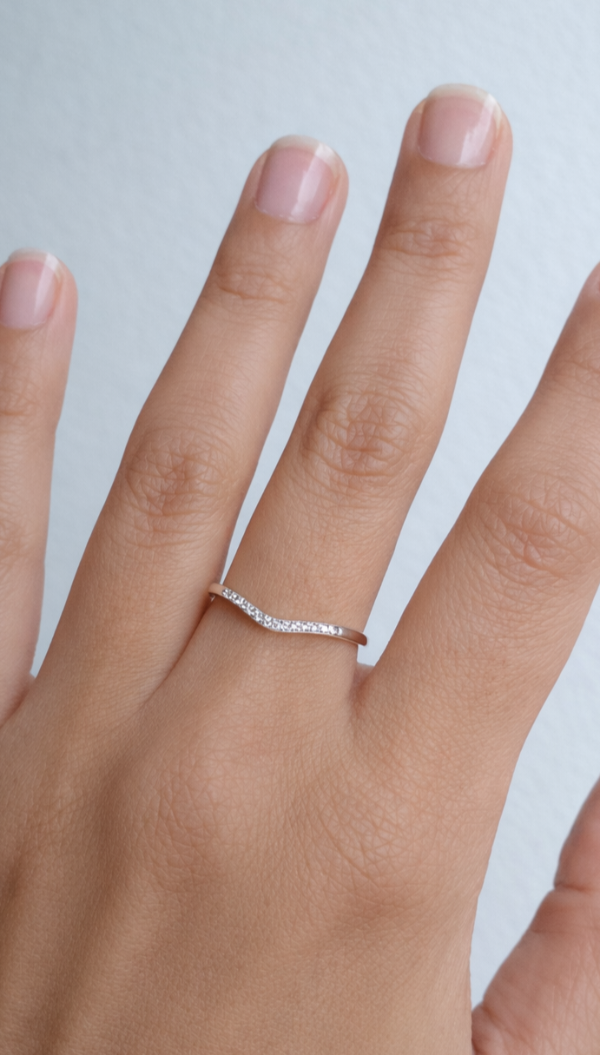 Producto - Anillo de Plata Onda con Micropave