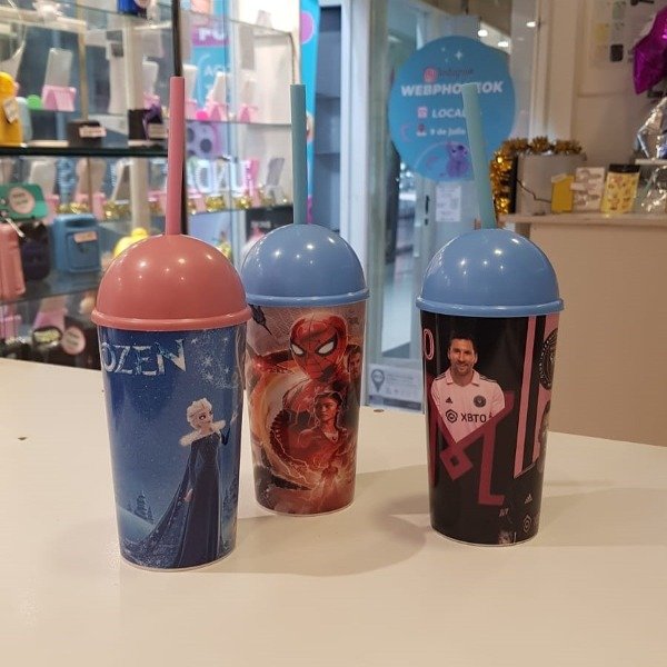 Producto - Vaso de Plástico con sorbete y Diseños personajes