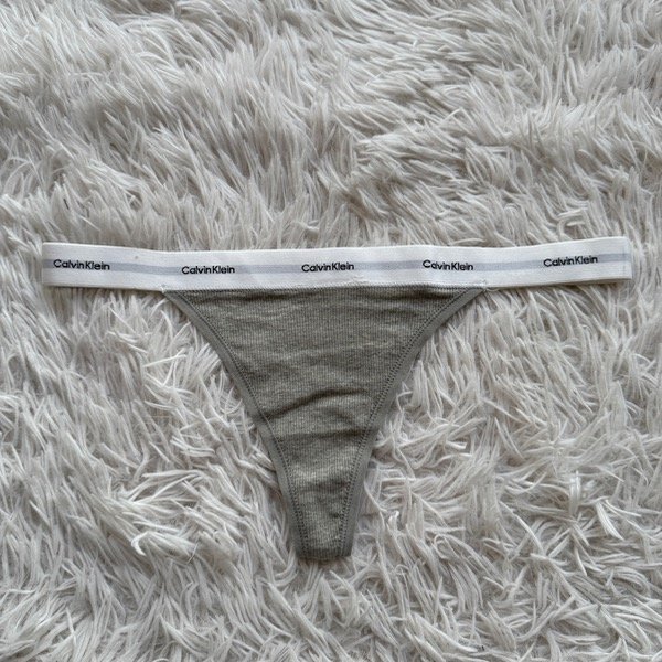 Producto - LESS CALVIN KLEIN 43