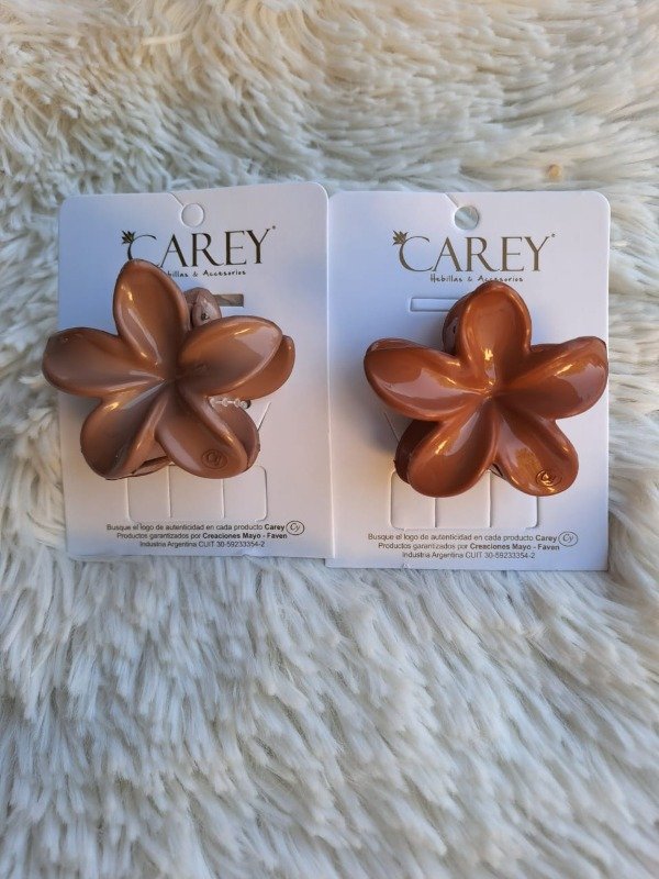 Producto - 6040OI CAREY Broche Flor Hawaiana mediano (el par) Tostado/Toffee
