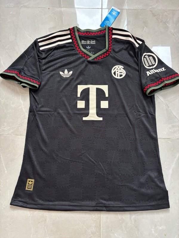 Producto - Bayern Múnich 3ra 25/26 Version jugador