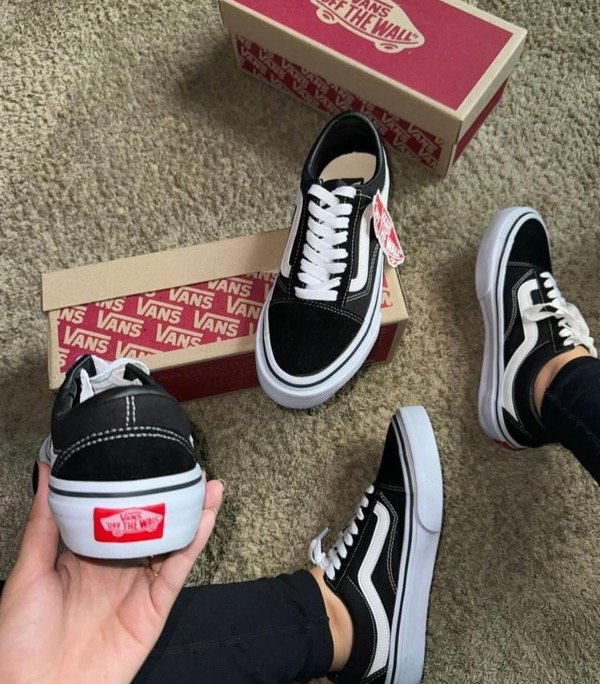 Producto - Vans Clasicas B/N