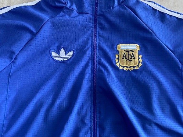 Producto - Campera rompeviento argentina 2026 azul - 1