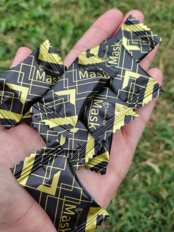 Producto - Mascarilla comprimida de carbón c/u