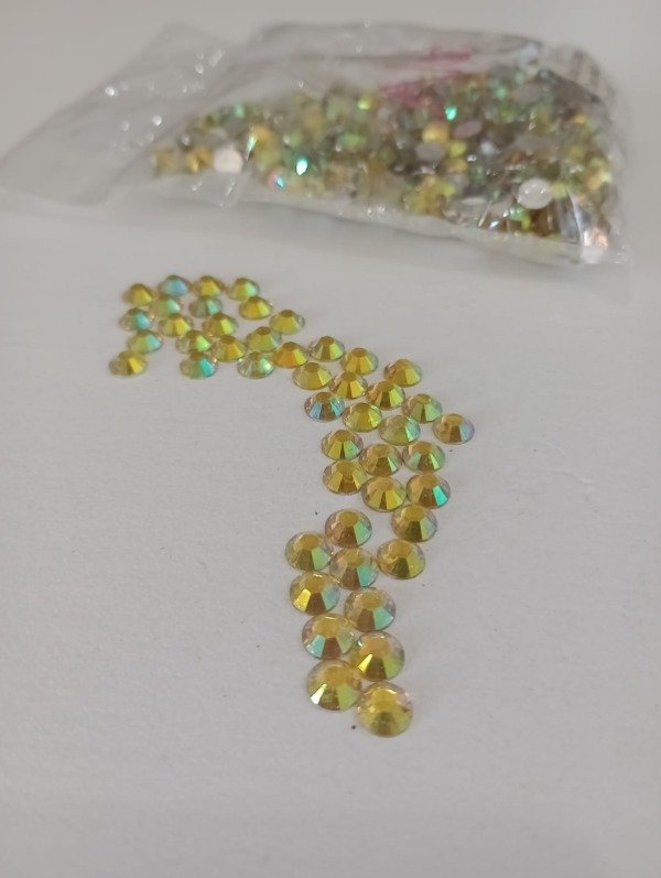 Producto - Strass SS30 - 6mm aprox. Dorado - 0