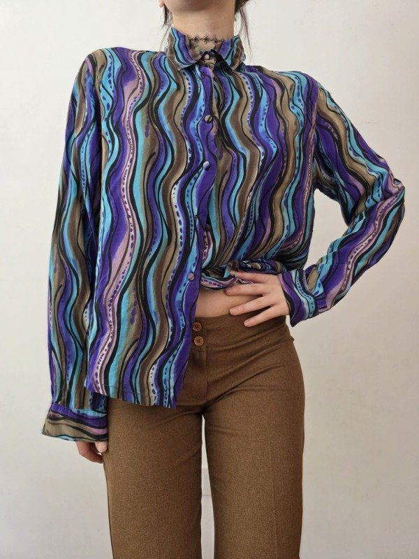 Producto - Camisa Ondulada Contraste