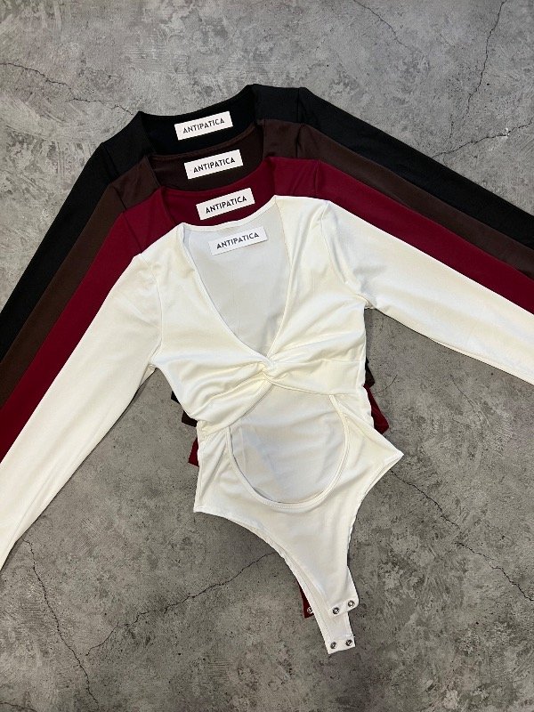 Producto - Body m/l nudo