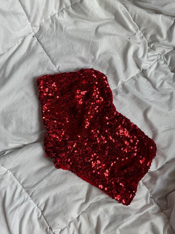 Producto - Short lentejuelon rojo