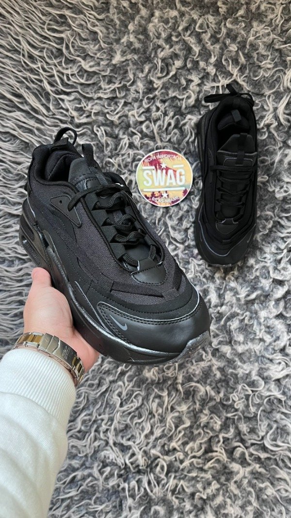 Producto - AIR MAX FURYOSA TRIPLE BLACK - 1