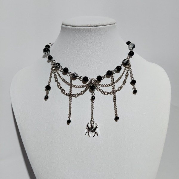 Producto - Collar spider ethereal negra
