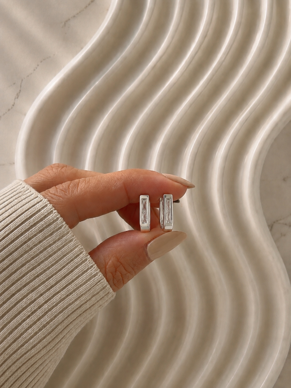 Producto - ARGOLLAS CON CUBICS TRANSPARENTES 1912