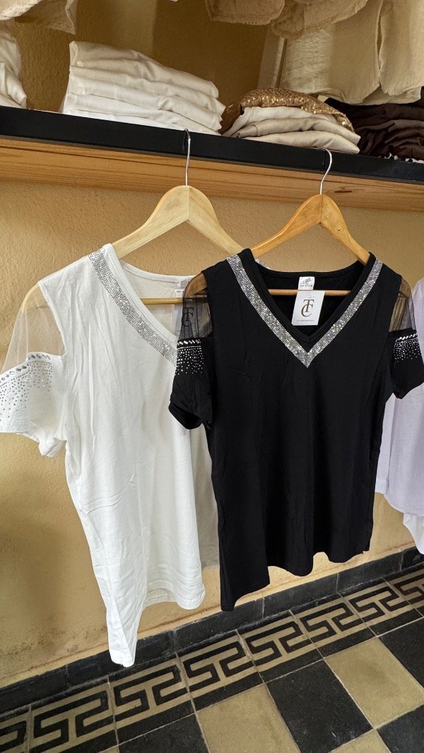 Producto - Remera manga corta lycra con strass