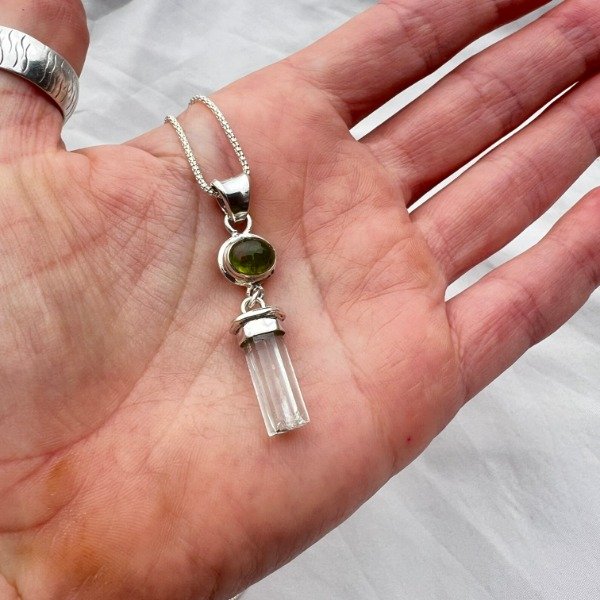 Producto - DIJE VARITA DE AGUAMARINA CON PERIDOTO - 1