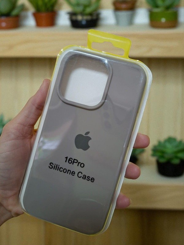 Producto - FUNDA SILICONA IPHONE 16 PRO