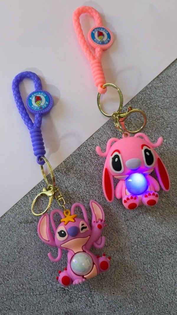 Producto - Llavero con luz - ANGELA