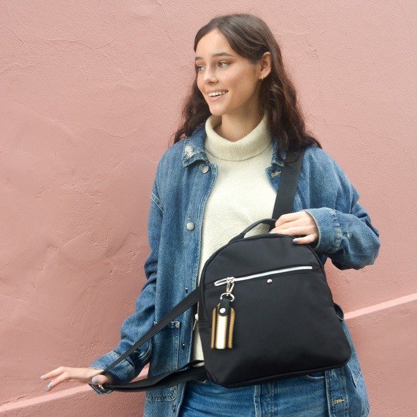 Producto - Mochila Olivia Negra-