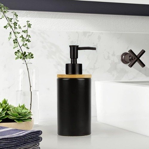 Producto - Dispenser de plástico negro con bambú