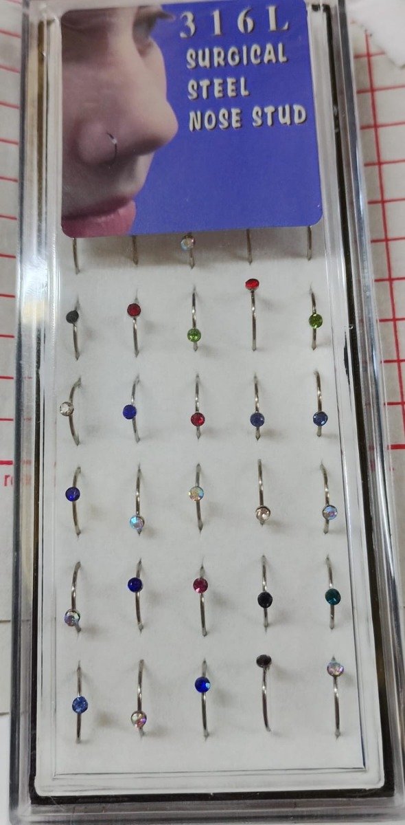 Producto - Simulador nariz con stras x 40