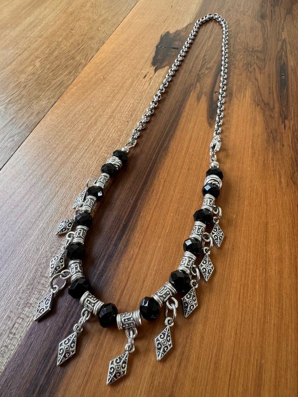 Producto - Collar Vintage Negro