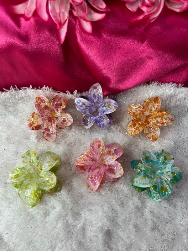 Producto - Broche hawaiano mediano manchas colores