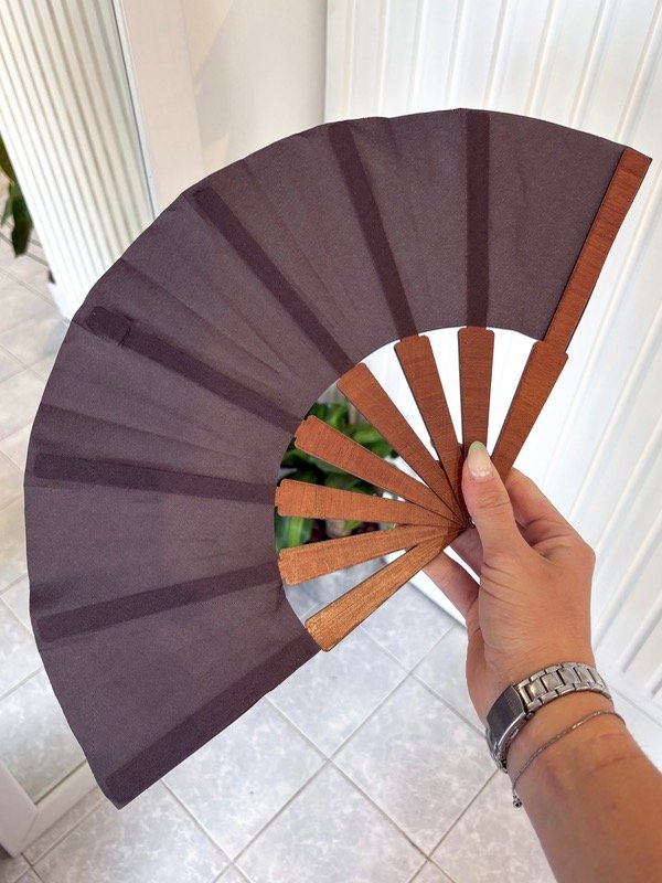 Producto - Abanico marrón