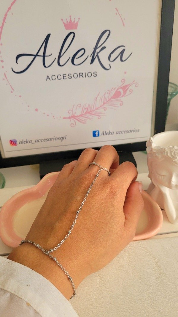 Producto - Pulsera hand chain de acero quirúrgico - 1