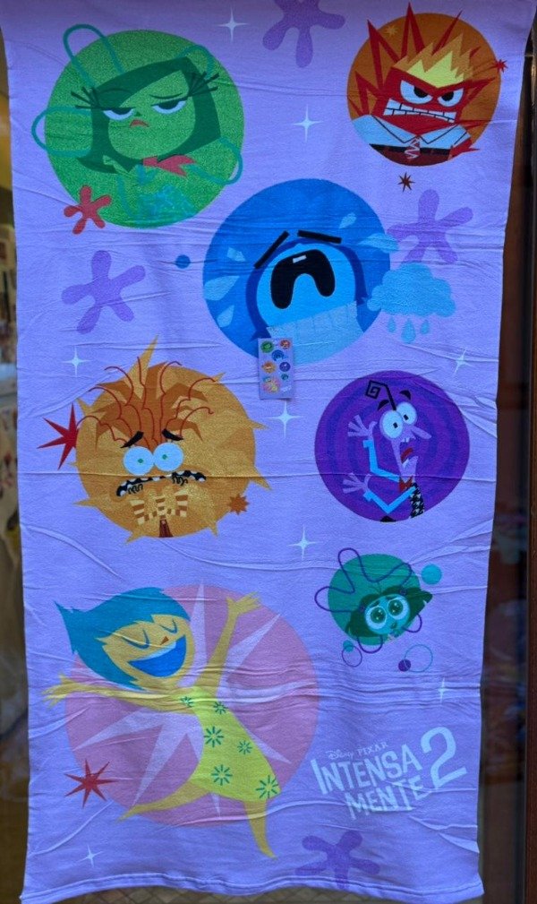 Producto - Toallon Animado Intensamente