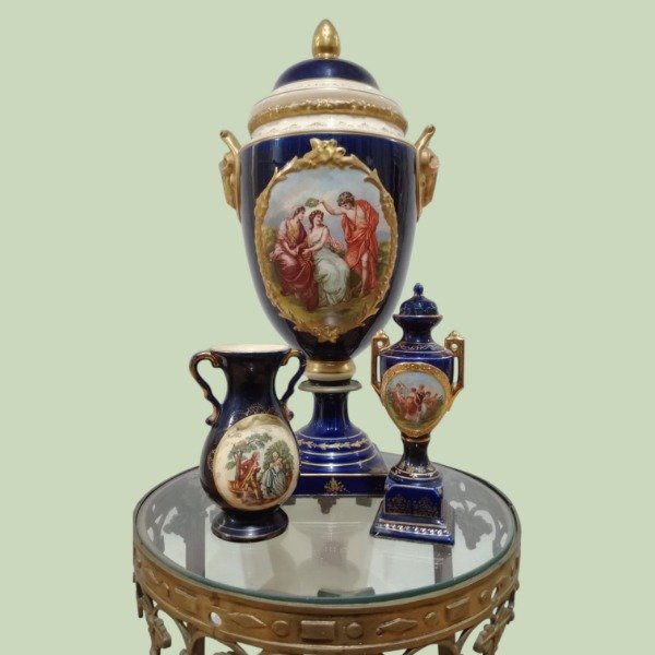 Producto - Conjunto de 3 Piezas de Porcelana de Estilo Sevres, Azul Cobalto y Oro - 1