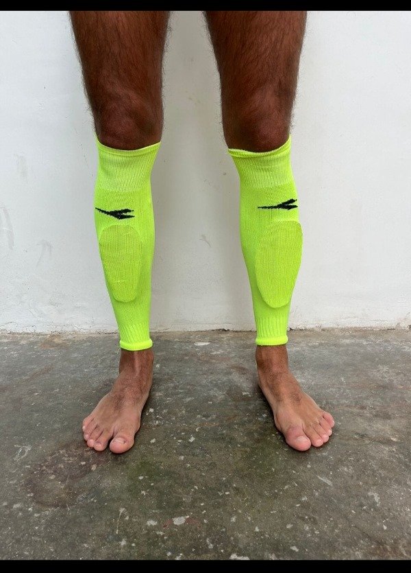 Producto - Pantorrilleras fútbol