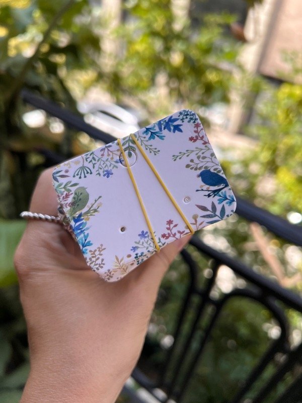 Producto - 50 cartoncitos para aros florcitas