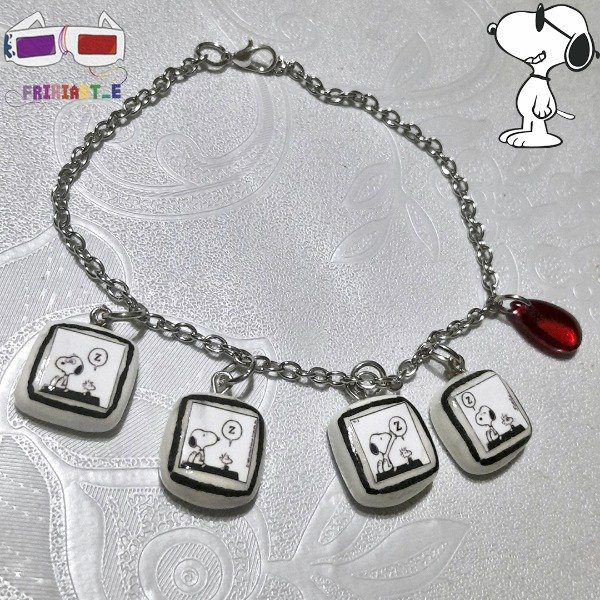Producto - Pulsera Snoopy (2 modelos)
