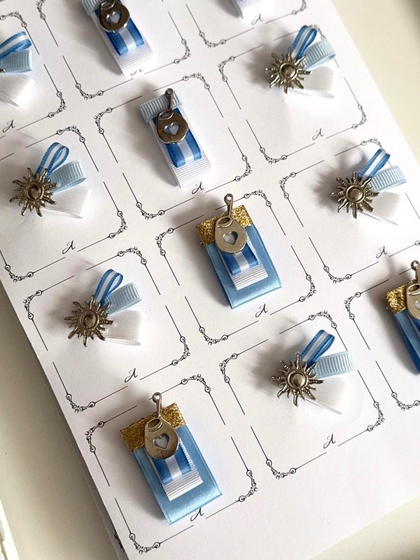 Producto - Mix surtido de escarapelas por cantidad a elección