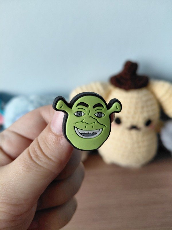 Producto - Pin para crocs - Shrek