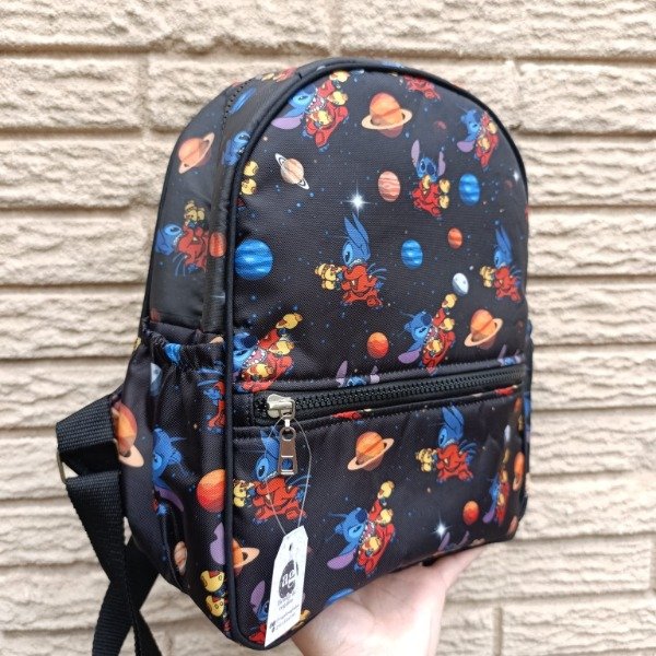 Producto - Mochilita premium Stitch espacio